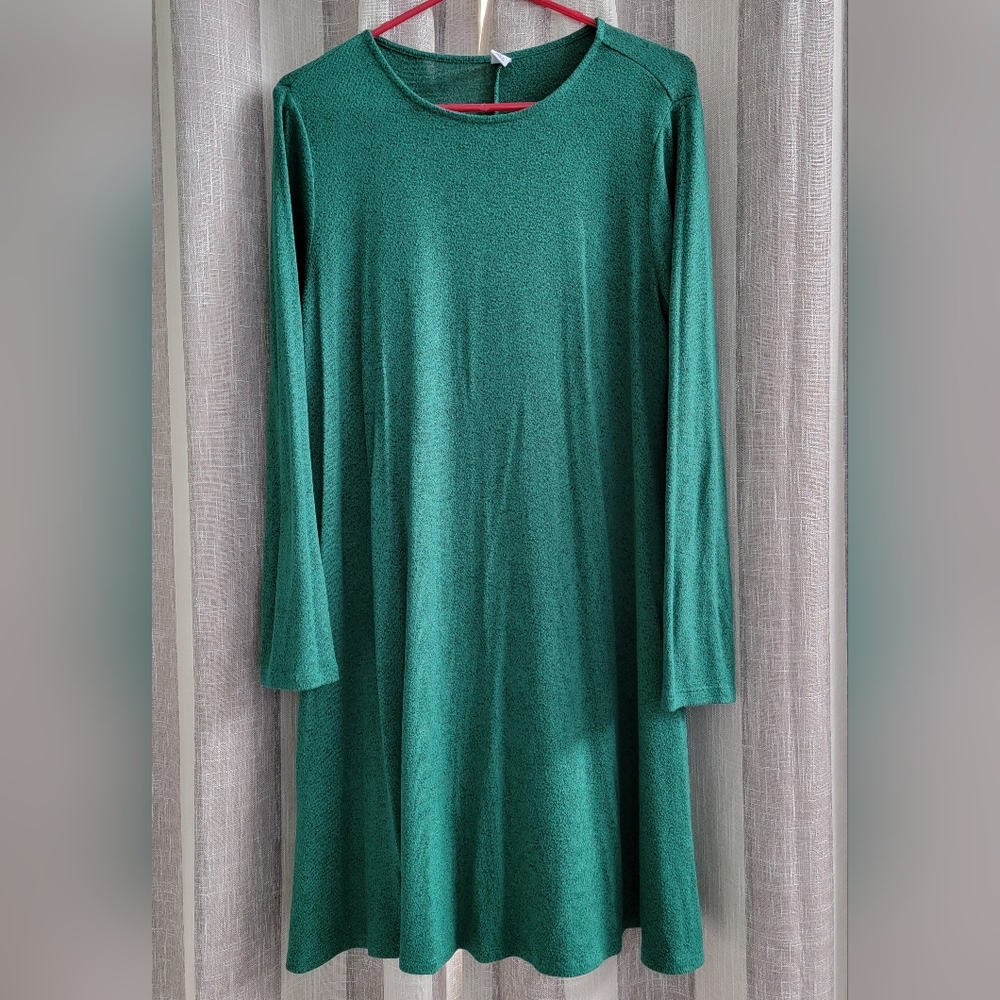 Long Sleeve Soft Green Dress